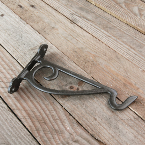 Vintage Antique Style Cast Iron Garden Hanging Basket Wall Bracket