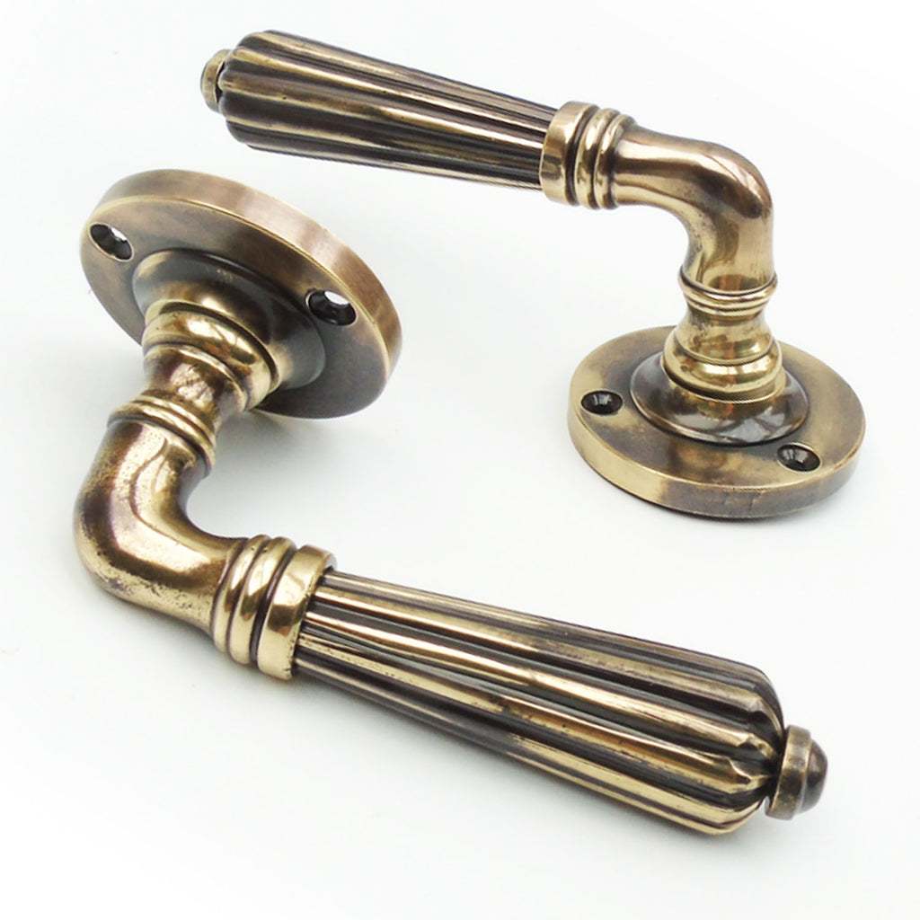Vintage Regency Style Reeded Rose Lever Door Handles - Antique Brass