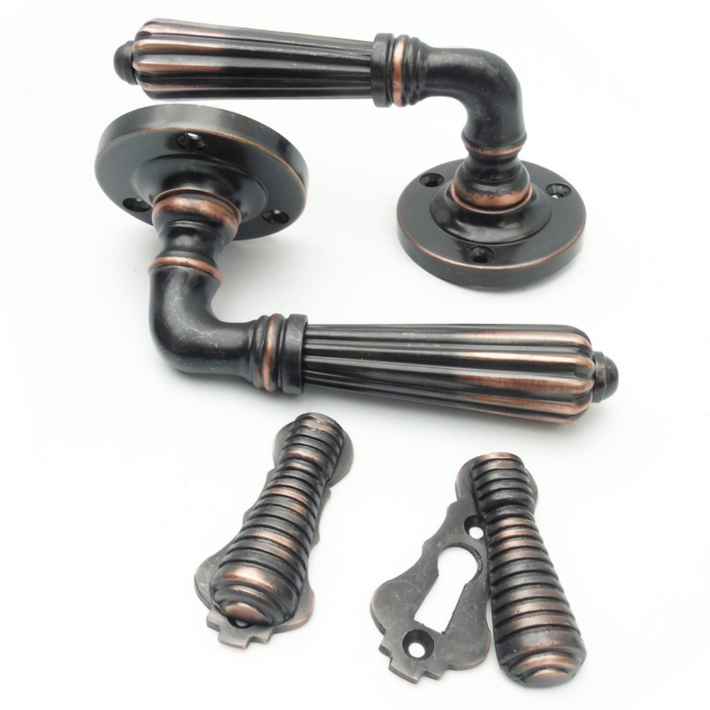 Regency Reeded Lever Door Handles & Escutcheons Oil Rubbed Bronze
