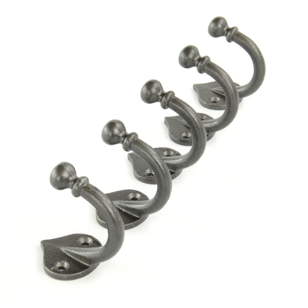A set of 5 Spearhead Cast Iron Single Wall Hooks Vintage Coat Rack Pegs Hangers