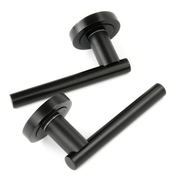 London T Bar Round Door Lever Handles on a Round Rose in Satin Black