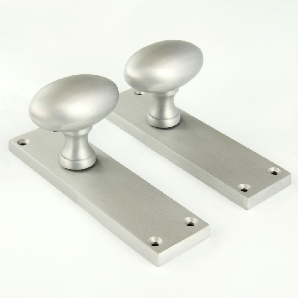 New York Oval Round Door Knobs Handles on Backplate Satin Nickel