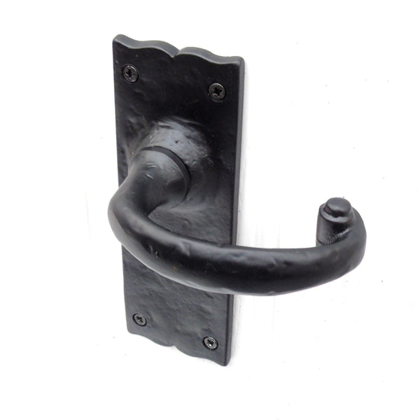 Victorian Antique Style Black Hammered Cast Iron Tudor Style Lever Latch Lock Door Handles on a Backplate